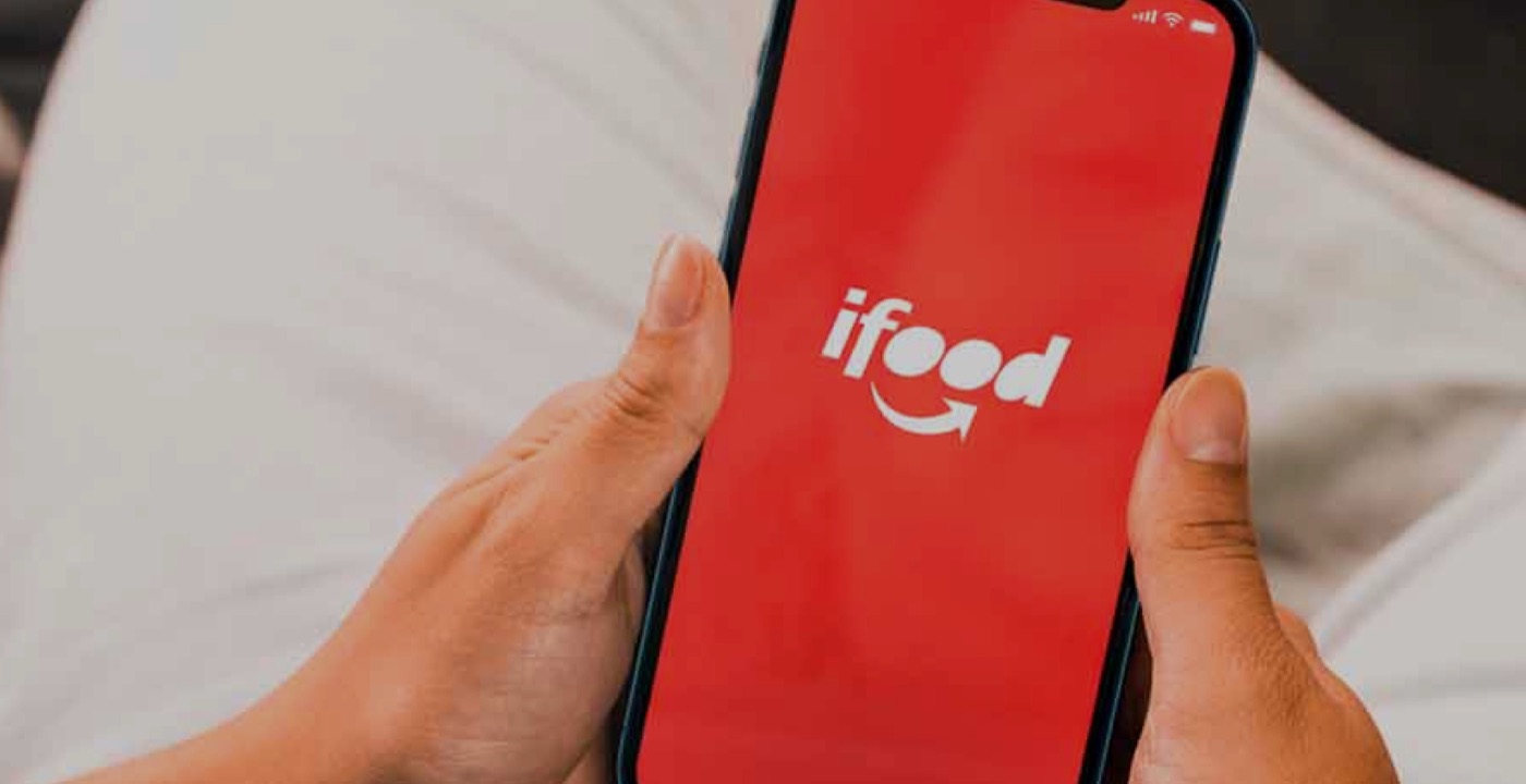 Aplicativo do iFood no celular